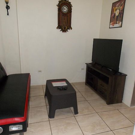 Stewart Apt- Trincity, Airport, Washer, Dryer, Office, Cable , Wifi Экстерьер фото